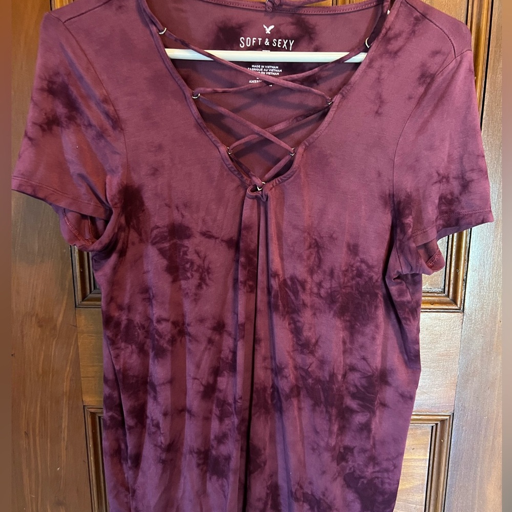 American Eagle tie dye short sleeve top. Soft & Sexy